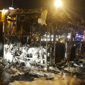 TEMde otobüs alev alev yandı