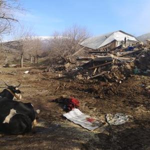 Depremde Çevrimtaş köyündeki evlerin yüzde 90ı yıkıldı