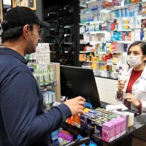 Koronavirüs salgını İstanbul Havalimanında maske satışlarını arttırdı