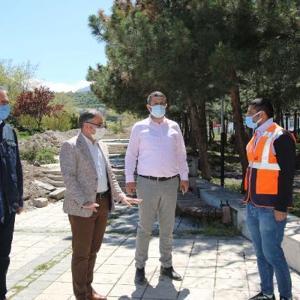 Başkan Özdoğan, 15 Temmuz Şehitler Parkında inceleme yaptı