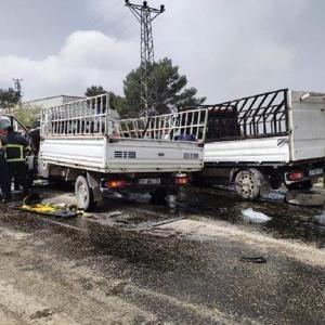 Hatay’da iki kamyonet çarpıştı: 1 ölü 3 yaralı