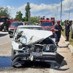 Amasya’da otomobil ile traktör çarpıştı: 4 yaralı