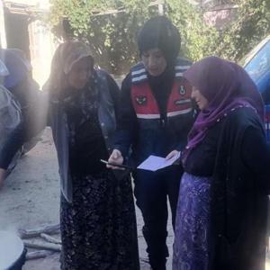 Jandarma, köy kadınlarına KADESi tanıttı
