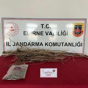 Edirne’de 62 gram kubar esrar ele geçirildi; 2 gözaltı