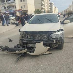 Nusaybin’de otomobille çarpışan motosikletteki 2 kişi yaralandı