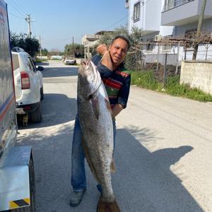 Oltayla 30 kiloluk balık yakaladı