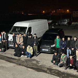 Tekirdağda kamyonetten 29 kaçak göçmen çıktı
