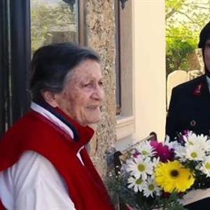 Türkiyenin ilk kadın subaylarından Emekli Muhabere Albay İnci Arcana ziyaret