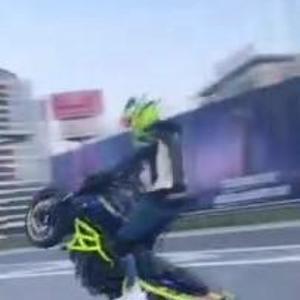 İstanbul - Eyüpsultanda akrobatik hareketler yapan motosikletliye 8 bin 635 lira ceza