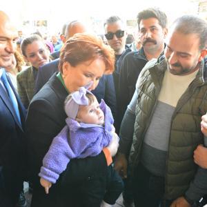 Meral Akşener, Gönende esnaf ziyareti yaptı, Bandırmada Egenin konserine katıldı