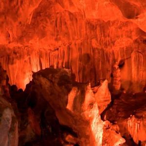 Bakan Ersoy, 5 milyon yıllık Tulumtaş Mağarasını ziyaret etti