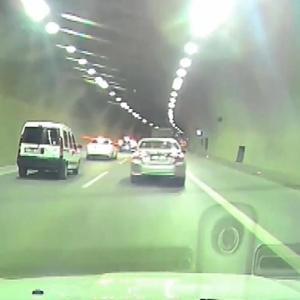 Üsküdarda tünelde motosiklet kazası kamerada