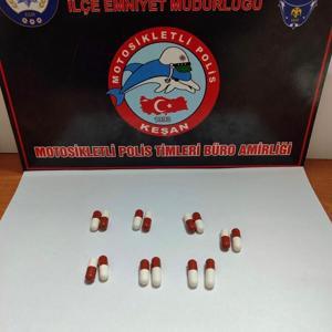Edirne’de uyuşturucu haplarla yakalanan şüpheliye gözaltı