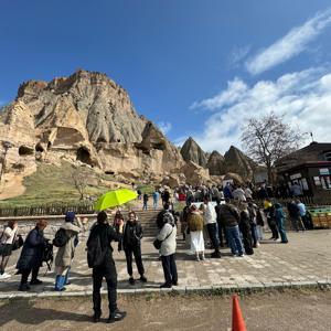 Kapadokya’nın gözdesi Aksarayda ziyaretçi yoğunluğu