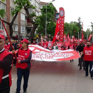 1 Mayıs Emek ve Dayanışma Günü, Bursa’da yürüyüş ve konserle kutlandı