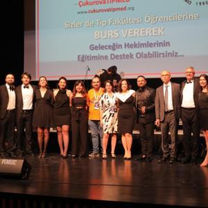ÇÜ Tıp Fakültesi mezunu doktorlardan gençlere destek konseri