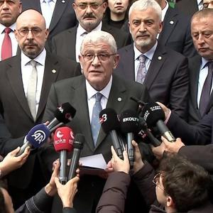 Müsavat Dervişoğlundan Özgür Özele mesaj: “Ben yeni başkanım, ziyaret beklerim”