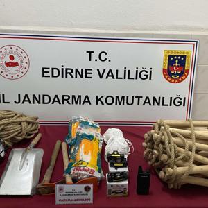 Edirne’de kaçak define kazısı yapan 6 kişi suçüstü yakalandı