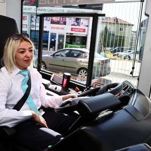 Denizlide ilk kadın halk otobüsü şoförü göreve başladı