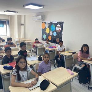 Şehzadeler Belediyesinde ortaokul öğrencilerine yaz kursu