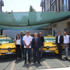 İzmirde elektrikli taksi dönemi