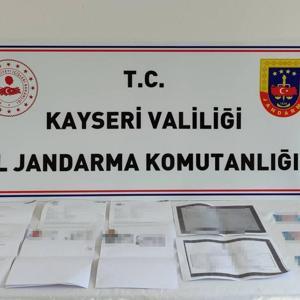 Kayseride ehliyet sınavlarında başarısız olanların yerine başkalarını girdiren 4 kişi yakalandı