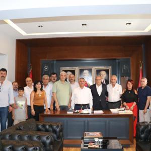 MHP İzmir İl Başkanlığında bayramlaşma töreni düzenlendi