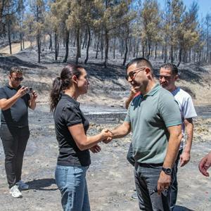 Yanan ormanda incelemede bulunan Başkan Günel: Felaketin izlerini birlikte sileceğiz