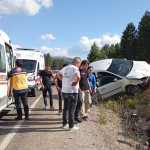 Tufanbeylide trafik kazası: 3 yaralı