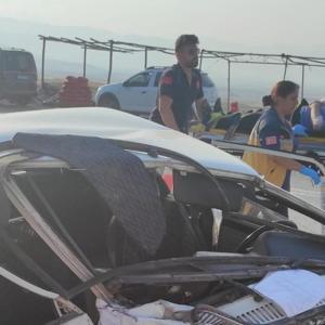 Gaziantep’te iki otomobil çarpıştı: 5 yaralı