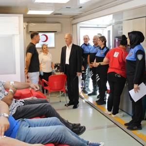 Malatya polisinden 251 ünite kan bağışı