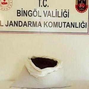 Bingöl’de 15 kilo 765 gram esrar ele geçirildi