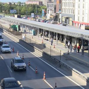 Bakırköyde Beyaz yol çalışması nedeniyle trafik yoğunluğu