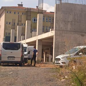 İstanbul-Ümraniyede inşaatın bodrum katında ceset bulundu