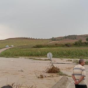 Adanada sağanak, sel ve taşkına yol açtı