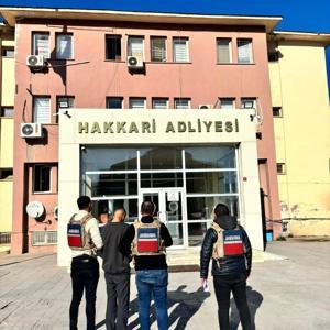 Hakkaride uyuşturucudan aranan firari hükümlü, yakalandı