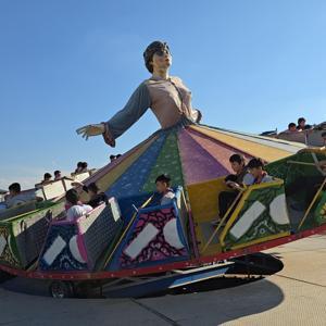 İzciler lunaparkta eğlendi