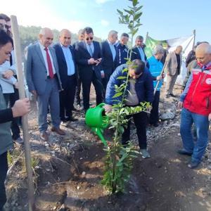 Bahçe’de 6 bin 500 fidan toprakla buluşturuldu