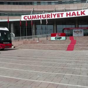 CHP SAHAYA İNİYOR: MYKyı Esenyurtta yapacak