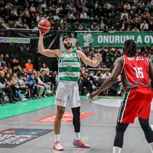 Bursaspor - Karşıyaka: 70-76