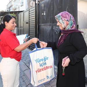 Yüreğir Belediyesi’nden öğrencilere kitap desteği