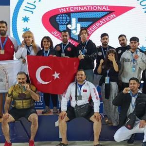 Mardinli sporcular, Avrupa Jujitsu Açık Kupası’nda 17 madalya kazandı