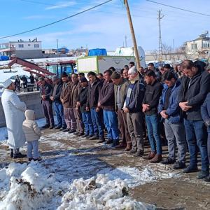 Öğrenci servis midibüsüyle otomobilin çarpıştığı kazada yaralanmıştı, kurtarılamadı (2)