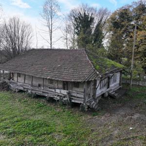 600 yıllık ahşap cami için restorasyon talebi