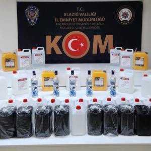 Elazığ’da, sahte alkol üretiminde kullanılan 190 litre etil alkol ele geçirildi