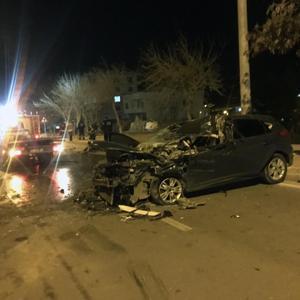 Mardin’de yol temizlik aracıyla çarpışan otomobilin sürücüsü yaralandı