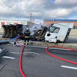 Tekirdağda devrilen TIRın sürücüsü yaralandı