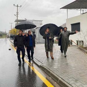 Nazilli’de sağanak; cadde ve sokaklar suyla doldu, heyelan riski olan mahallede inceleme yapıldı