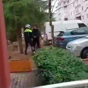 İstanbul - Sancaktepede uygulamadan kaçıp polise saldırdı; 52 kez ceza yediği ortaya çıktı