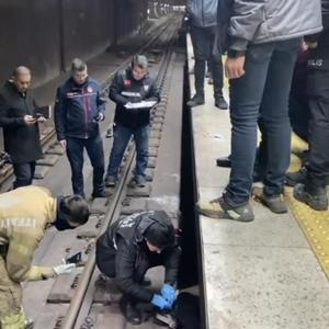 İstanbul-Marmarayda raylara atlayan kişi hayatını kaybetti